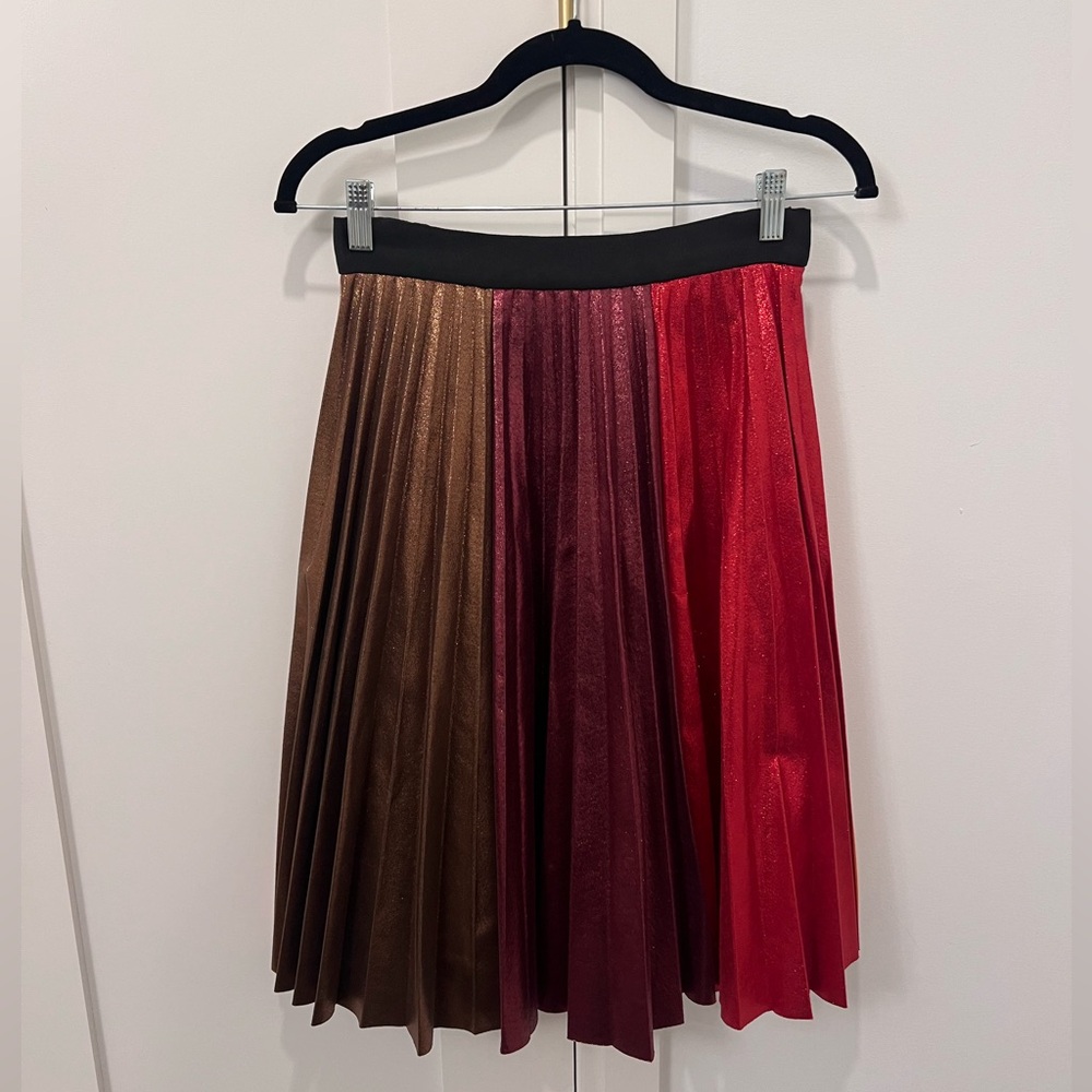 Romance Was Born color-block, metallic, accordion pleat skirt